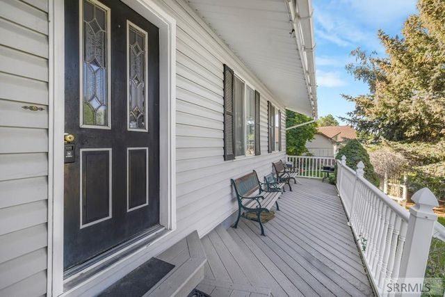 2375 Clover Lane, Blackfoot, ID 83221