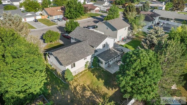 2375 Clover Lane, Blackfoot, ID 83221