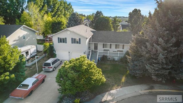 2375 Clover Lane, Blackfoot, ID 83221