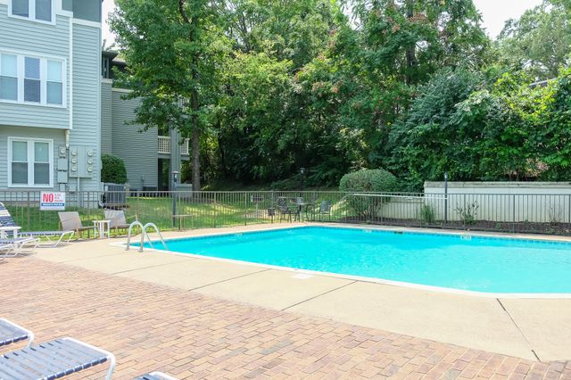 234 Hillsboro Pl, Nashville, TN 37215