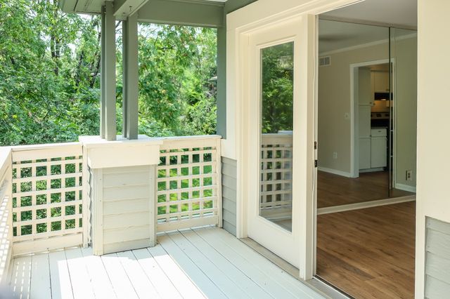 234 Hillsboro Pl, Nashville, TN 37215