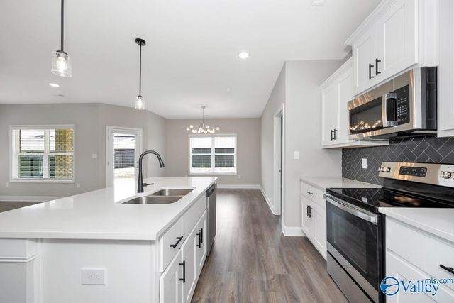 220 Irish Hill Drive, Meridianville, AL 35759
