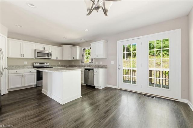 1592 Brookdale Drive, Asheboro, NC 27205