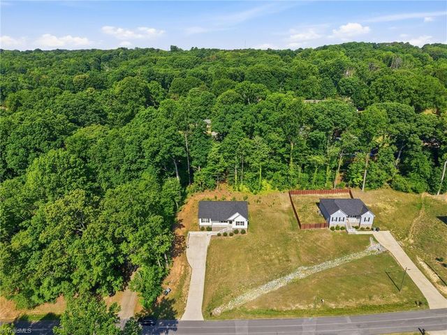 1592 Brookdale Drive, Asheboro, NC 27205