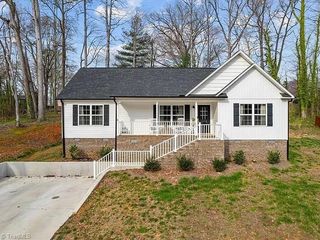 1592 Brookdale Drive, Asheboro, NC 27205