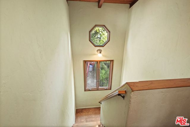 809 Basin Drive, Topanga, CA 90290