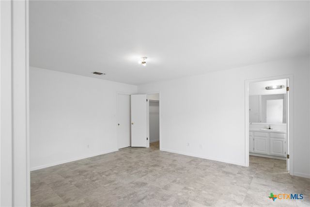 103 Sherwood Drive D, Victoria, TX 77901