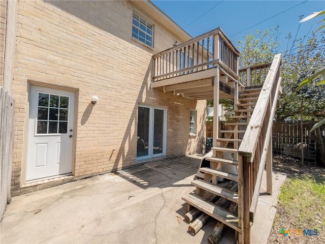 103 Sherwood Drive D, Victoria, TX 77901