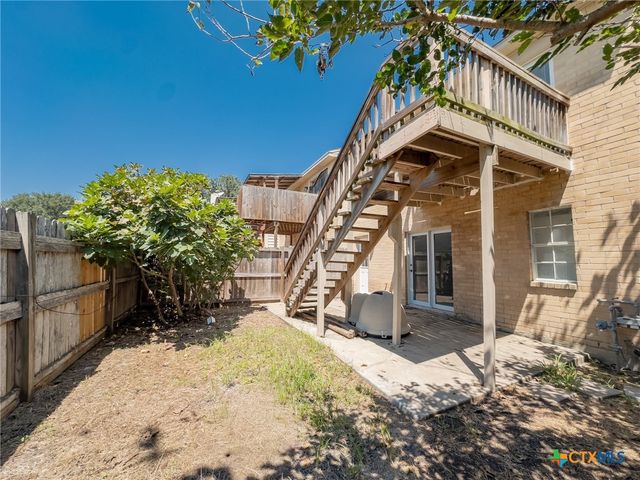 103 Sherwood Drive D, Victoria, TX 77901