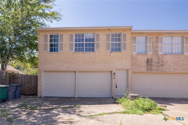 103 Sherwood Drive D, Victoria, TX 77901