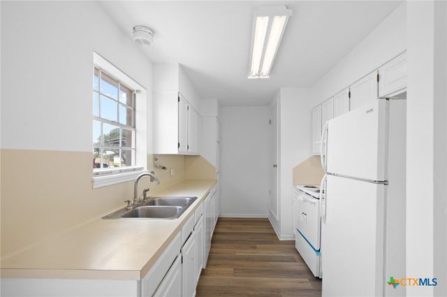 103 Sherwood Drive D, Victoria, TX 77901