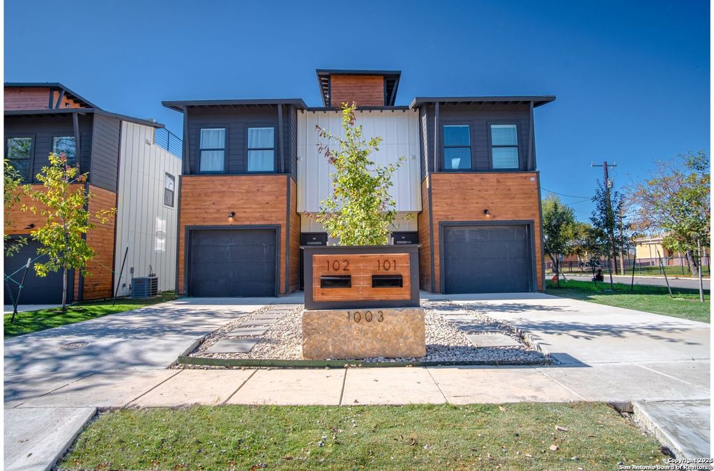1003 S Olive St Unit 102, San Antonio, TX 78210