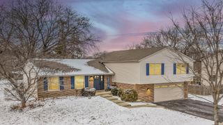 681 Windemere Lane, Lake Zurich, IL 60047