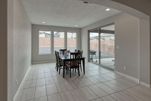 3140 KACIE Road NE, Rio Rancho, NM 87144