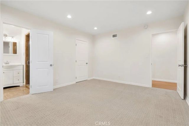15457 Moorpark 5, Sherman Oaks, CA 91403