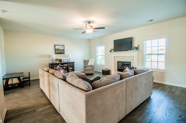 227 Shoshone Circle, Kathleen, GA 31047