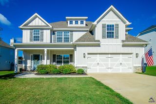 227 Shoshone Circle, Kathleen, GA 31047