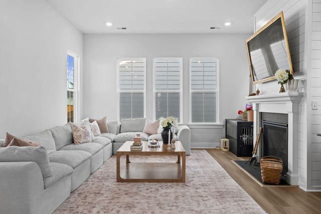 295 Citrus Drive, Summerville, SC 29486