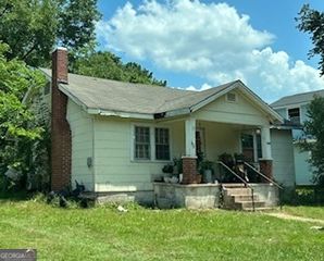 1206 7th Street S, Lanett, AL 36863