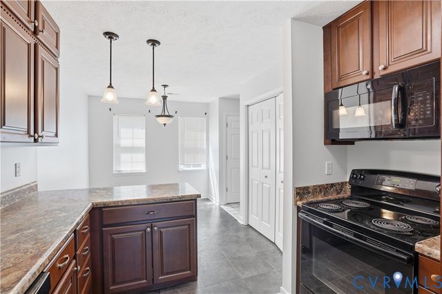 6144 Thicket Run Way, Mechanicsville, VA 23111