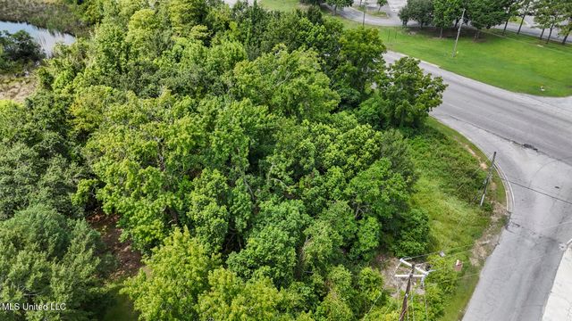 3916 Dutch Bayou Road, Moss Point, MS 39563