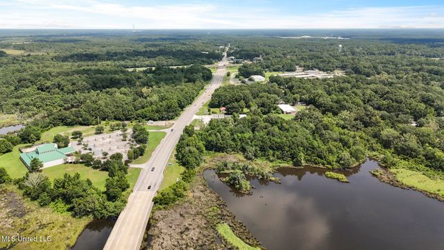 3916 Dutch Bayou Road, Moss Point, MS 39563