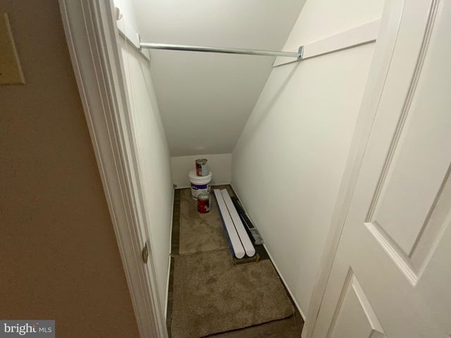 6286 SPRING KNOLL DR, Harrisburg, PA 17111