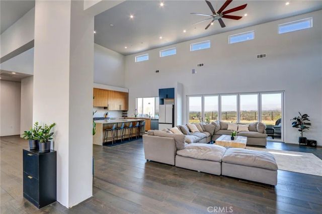 9449 Equestrian Drive, Riverside, CA 92503