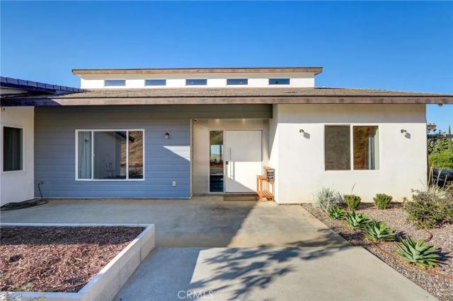 9449 Equestrian Drive, Riverside, CA 92503
