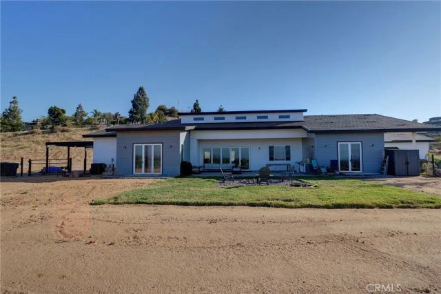 9449 Equestrian Drive, Riverside, CA 92503