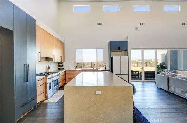 9449 Equestrian Drive, Riverside, CA 92503