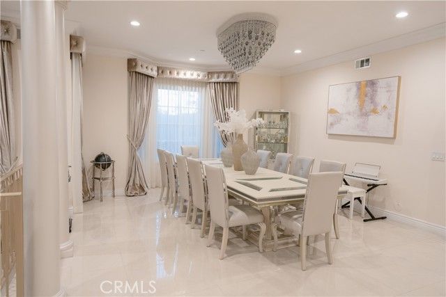 1135 E Verdugo Avenue, Burbank, CA 91501