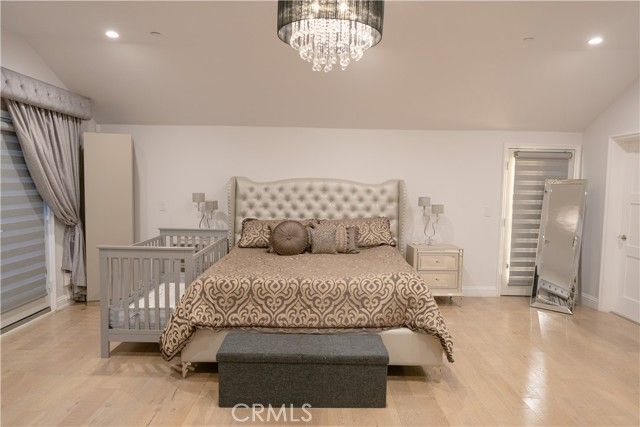 1135 E Verdugo Avenue, Burbank, CA 91501