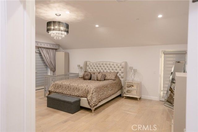 1135 E Verdugo Avenue, Burbank, CA 91501