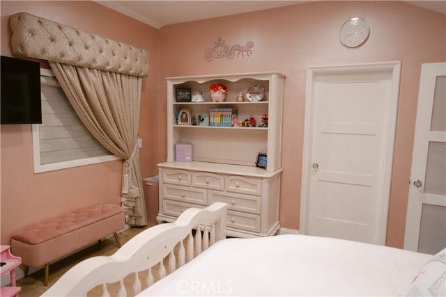 1135 E Verdugo Avenue, Burbank, CA 91501