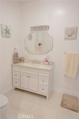 1135 E Verdugo Avenue, Burbank, CA 91501