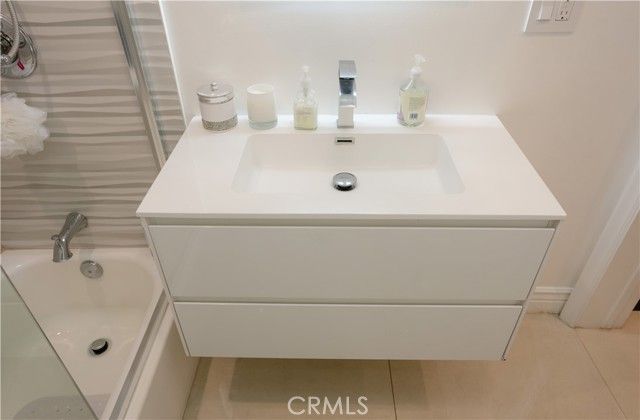 1135 E Verdugo Avenue, Burbank, CA 91501