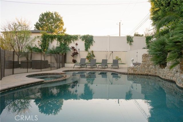 1135 E Verdugo Avenue, Burbank, CA 91501