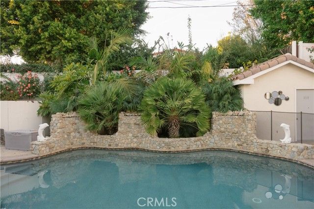 1135 E Verdugo Avenue, Burbank, CA 91501