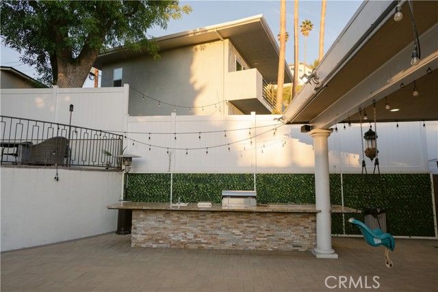 1135 E Verdugo Avenue, Burbank, CA 91501