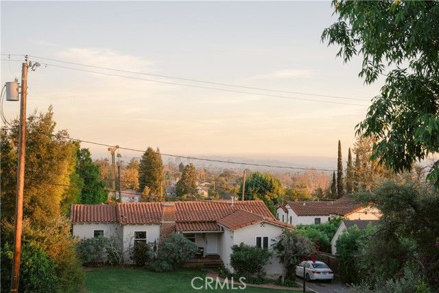 1135 E Verdugo Avenue, Burbank, CA 91501