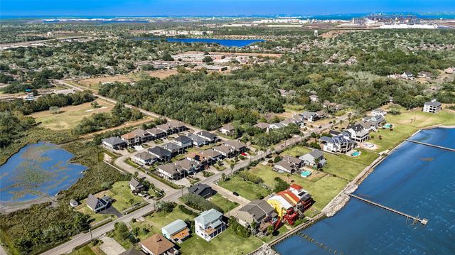 2102 Todville Road, Seabrook, TX 77586