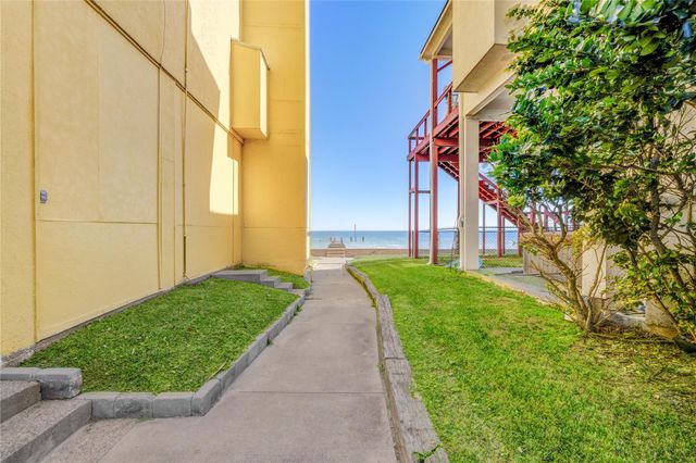 2102 Todville Road, Seabrook, TX 77586