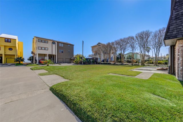 2102 Todville Road, Seabrook, TX 77586