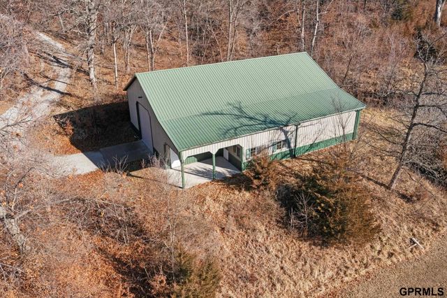 19719 Raven Drive, Louisville, NE 68037