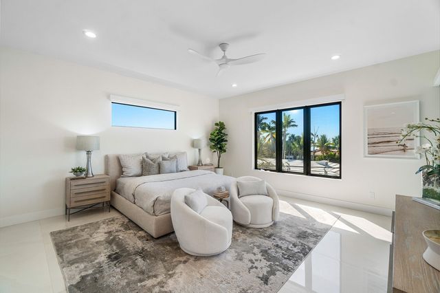 450 NE 10th Street, Boca Raton, FL 33432