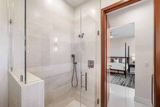 450 NE 10th Street, Boca Raton, FL 33432