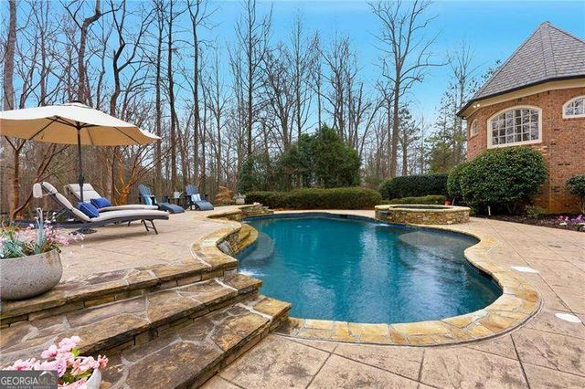 135 Foxhollow Trail, Alpharetta, GA 30004