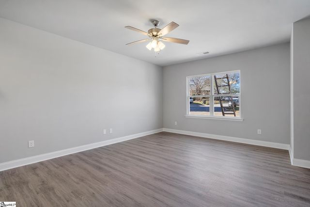 628 Forest Creek Circle, Greer, SC 29651