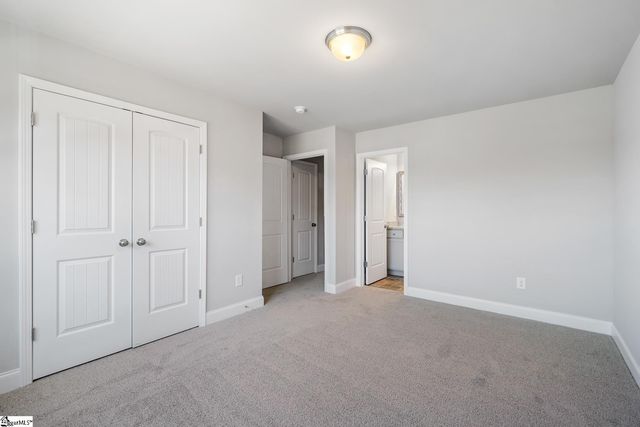 628 Forest Creek Circle, Greer, SC 29651